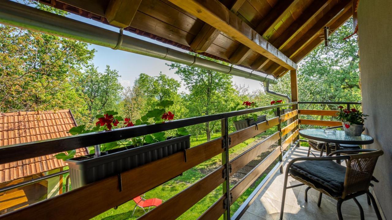 Holiday Home "Sleme" With Jacuzzi, Big Garden And Arbor With Fireplace Skrad Exterior photo